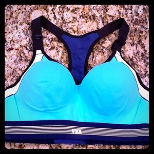 VSX Victoria’s Secret sports bra 34B